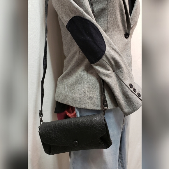 Looking for a Full Outfit?! Look no further. size medium/29 pant/handbag/boots! - Picture 2 of 7